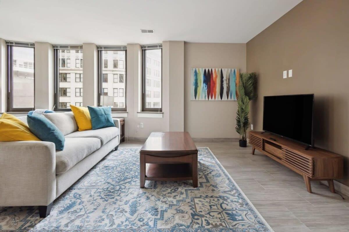 Ferienwohnung 2Br Downtown Luxury Getaway Detroit Exterior foto